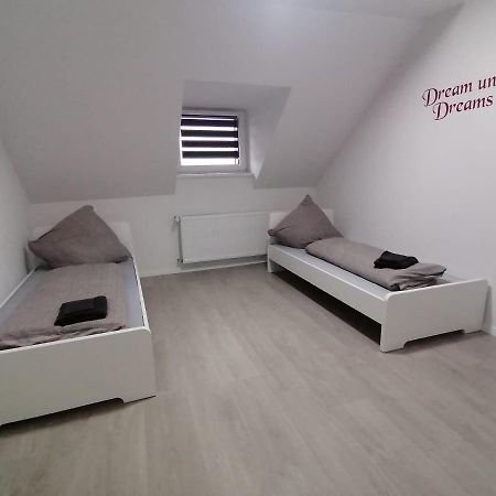 Estrella24 Living Rooms Chita Херне Екстериор снимка